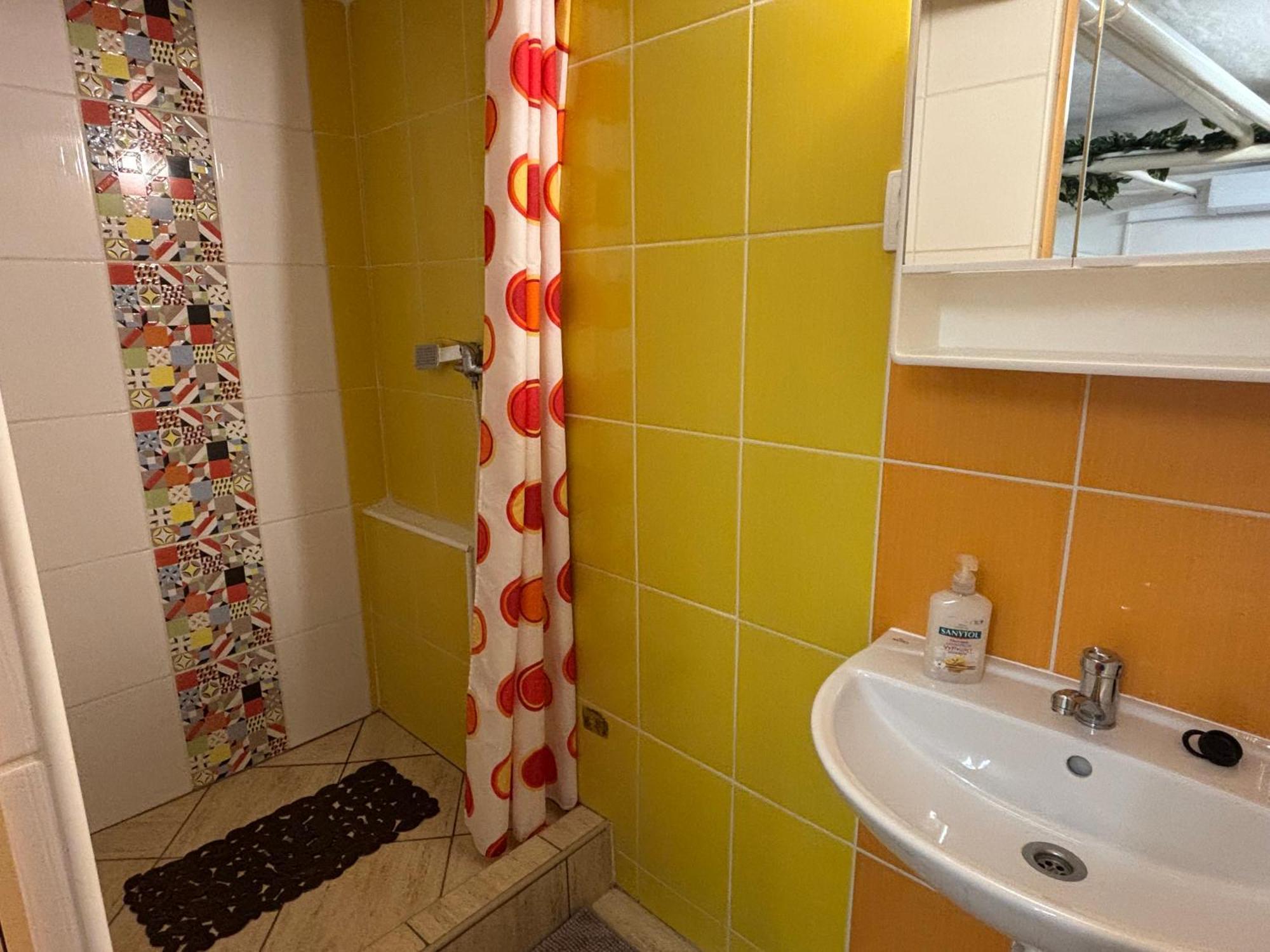 Apartmanovy Dom Grand Štúrovo エクステリア 写真