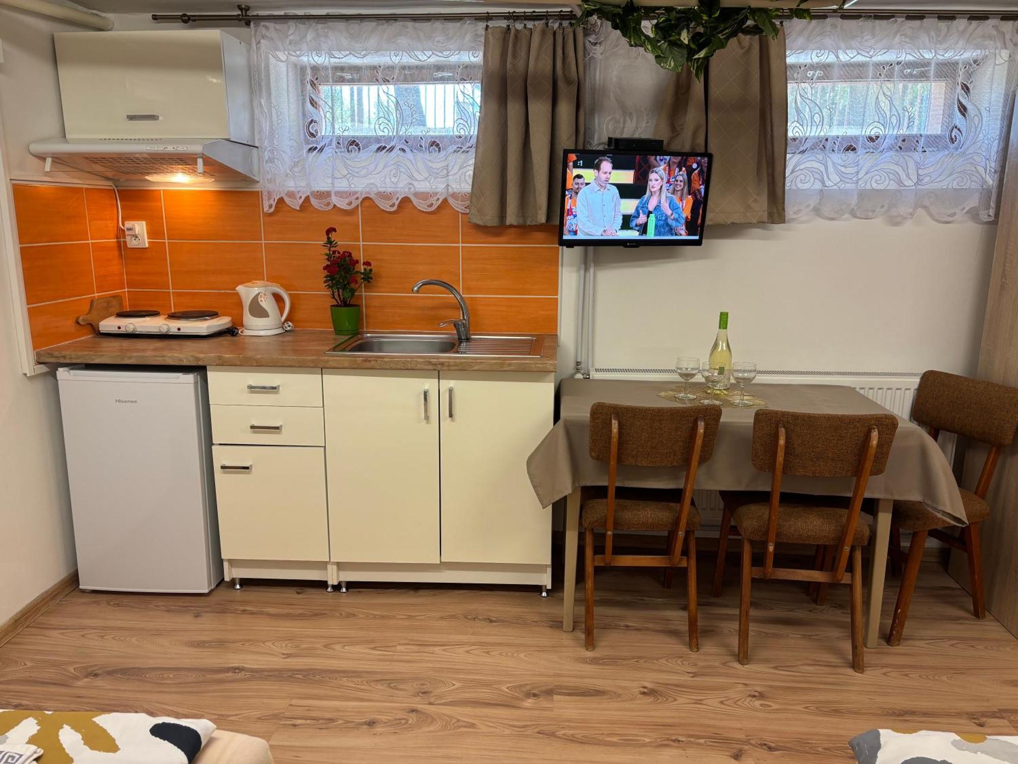 Apartmanovy Dom Grand Štúrovo エクステリア 写真